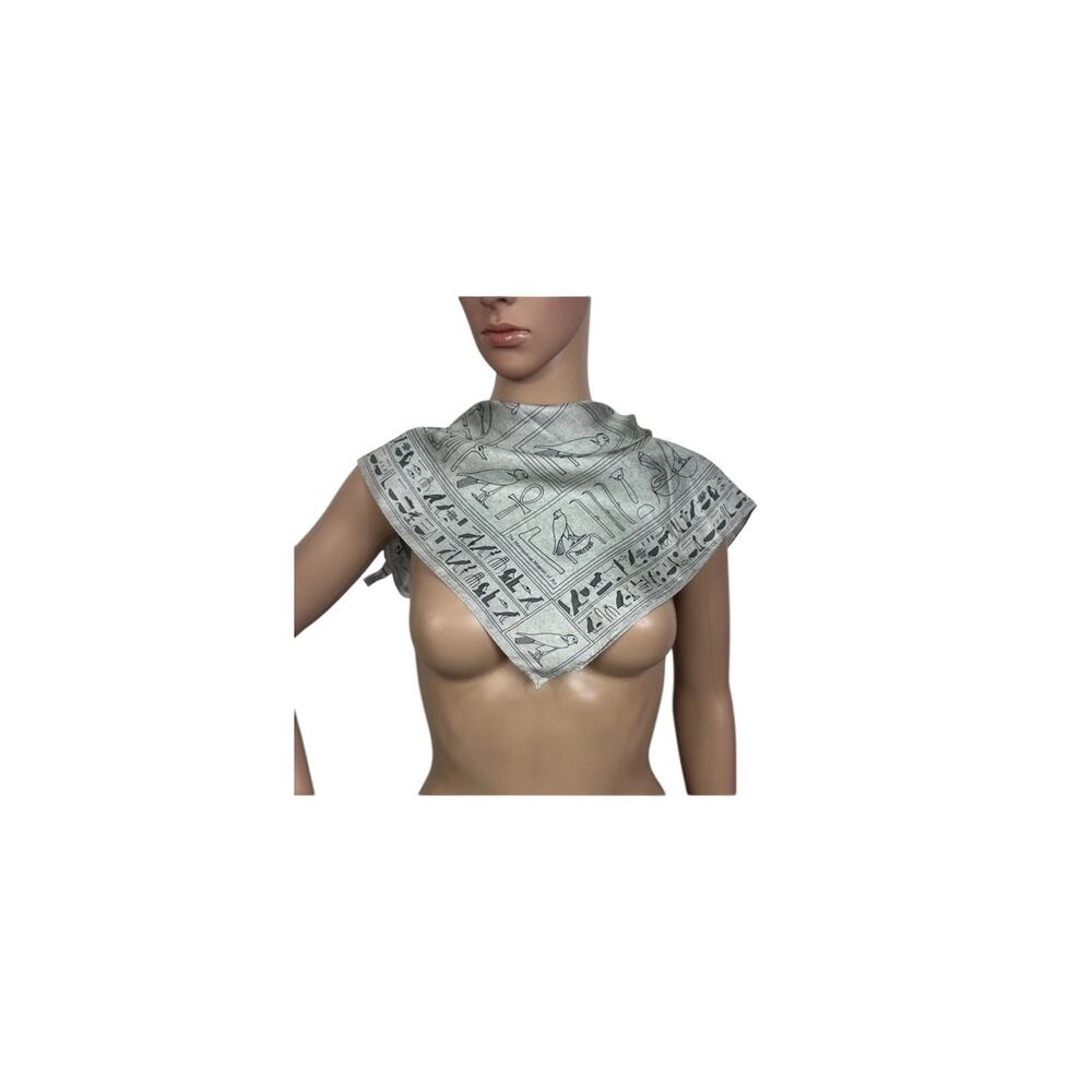 Metropolitan Museum of Art Egyptian Hieroglyph Silk Scarf 21x21 Gray Vintage - Picture 6 of 6